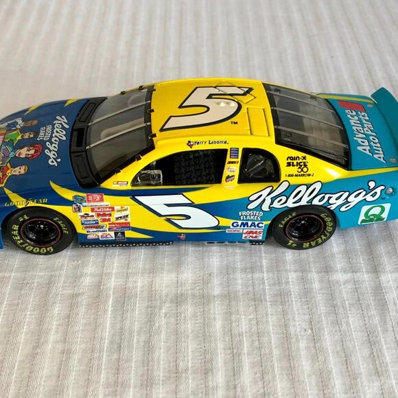 Terry Labonte #5 Kellogg's/ Nascar Racers 1999 Monte Carlo Elite 1:24 Die Cast C - Picture 4 of 8